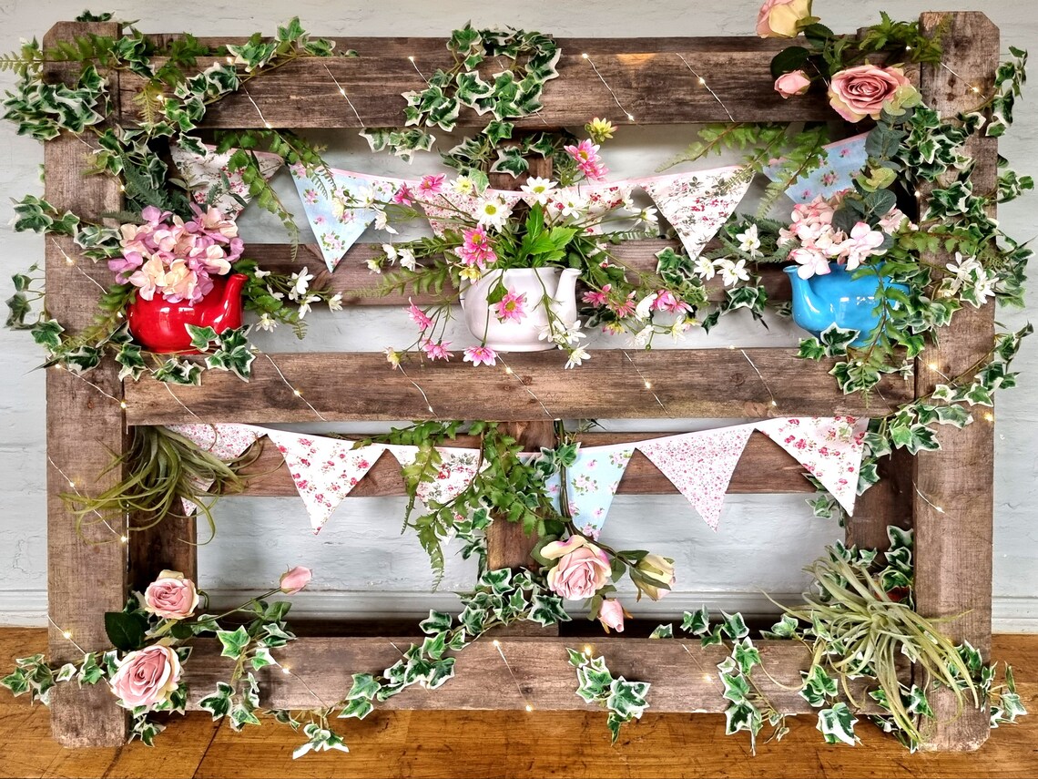 Wooden Pallet Flower Pot Holder fairy lights